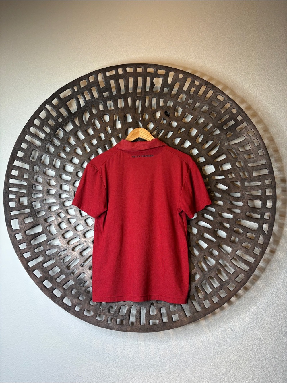 ❤️ Helly Hansen Deep Red Men’s Polo Shirt Small HH Logo Performance ❤️ - Picture 4 of 9